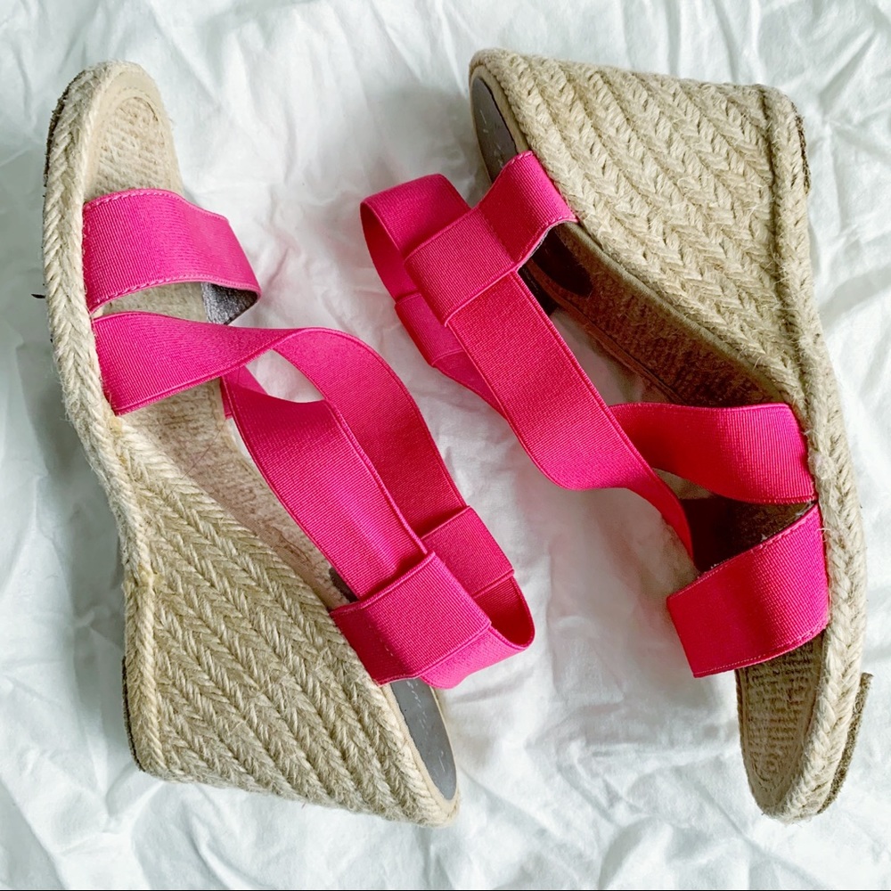 2/$60 KENNETH COLE Pink Espadrille Sandals